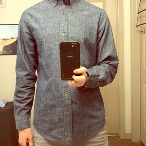 Club Monaco Slim Men’s Chambray